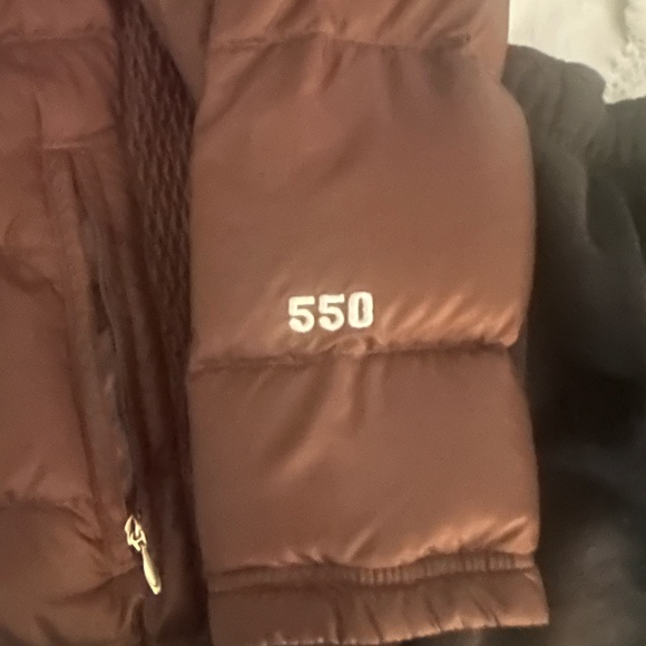 The North Face Women’s Chocolate Puffer Jacket - Picture 7 of 9